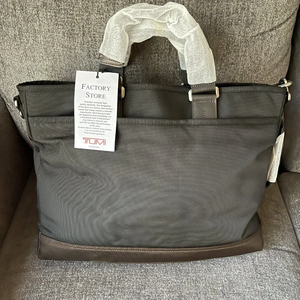 Tumi Brief Tote 222641 NWT